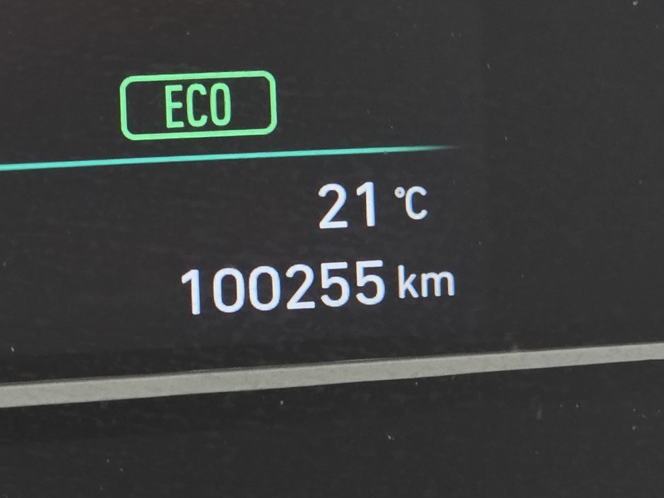 Hyundai KONA ELECTRIC Ultimate 415KM AUTONOMIE CUIR HUD VOLANT CHAUFFANT 2021-17
