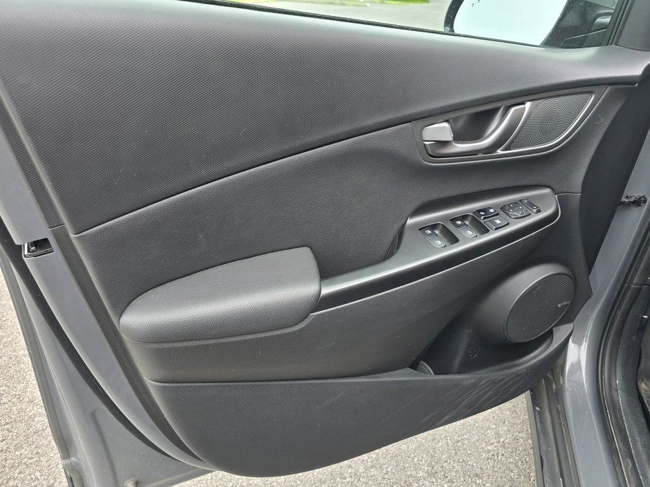 Hyundai KONA ELECTRIC Ultimate 415KM AUTONOMIE CUIR HUD VOLANT CHAUFFANT 2021-10