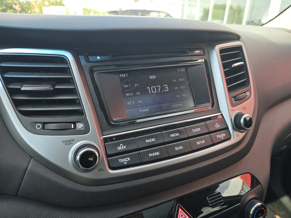 Hyundai Tucson SE 2017-14
