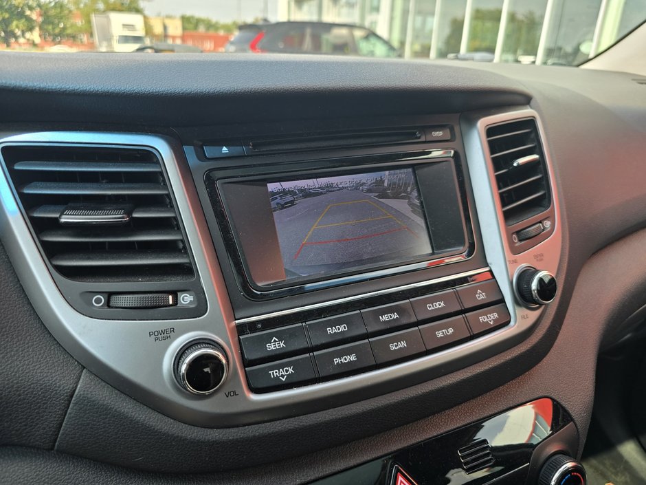 Hyundai Tucson SE 2017-15