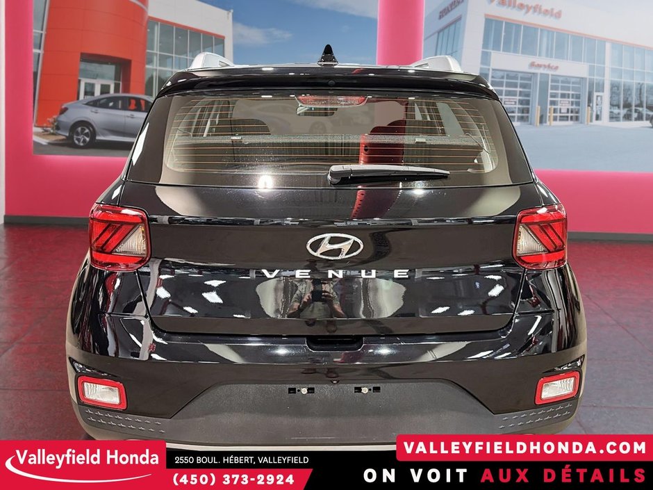 Hyundai Venue Preferred BAS KM 2022-6