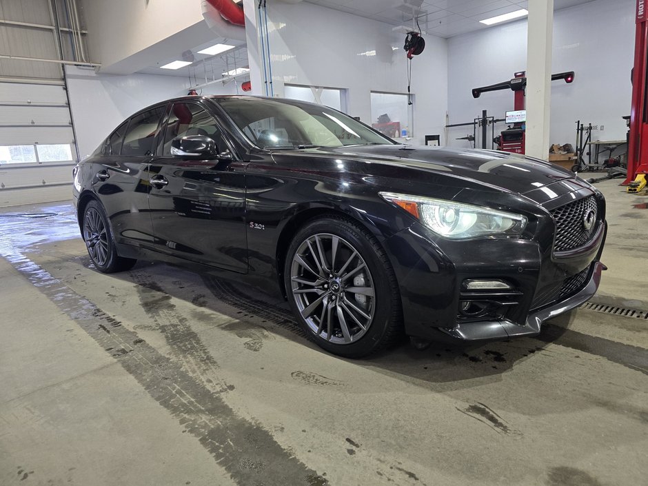 Infiniti Q50 Red Sport 400 AWD 3.0L BITURBO 2016-3