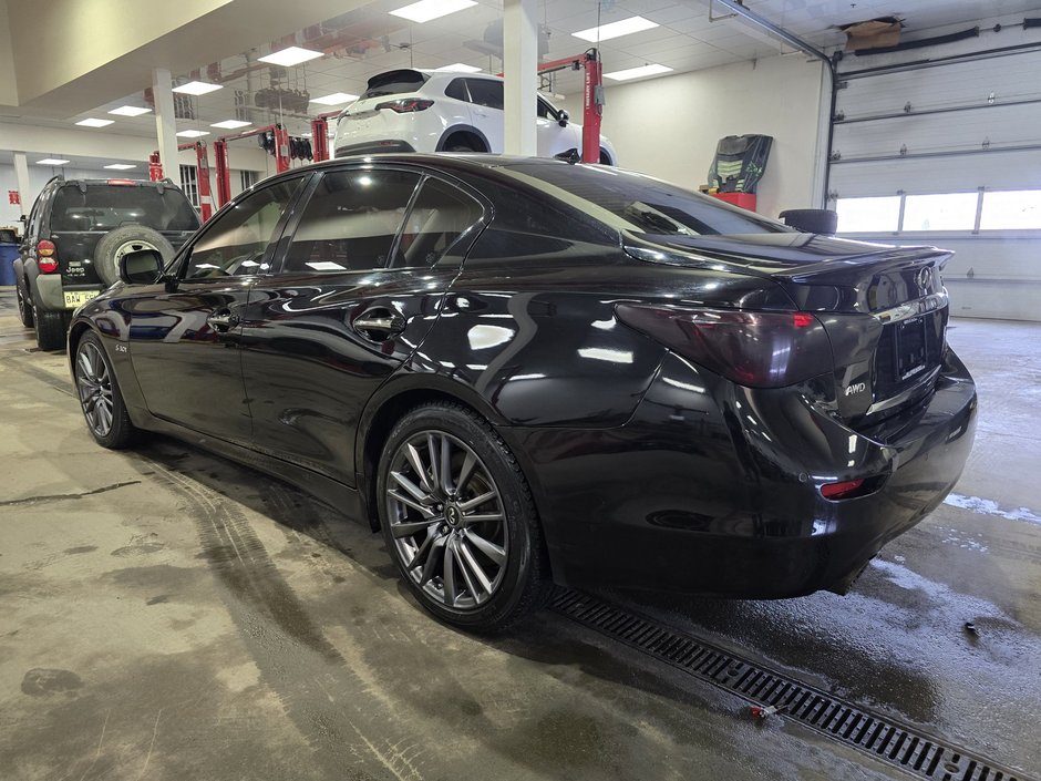 Infiniti Q50 Red Sport 400 AWD 3.0L BITURBO 2016-11