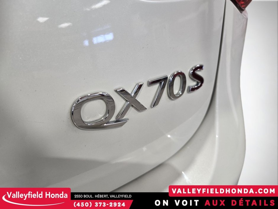 2017 Infiniti QX70 S AWD BOSE AUDIO-6