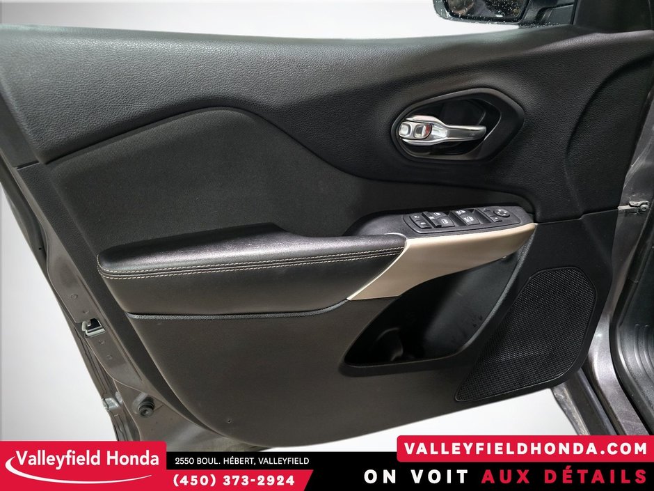 Jeep Cherokee North 4x4 2017-13