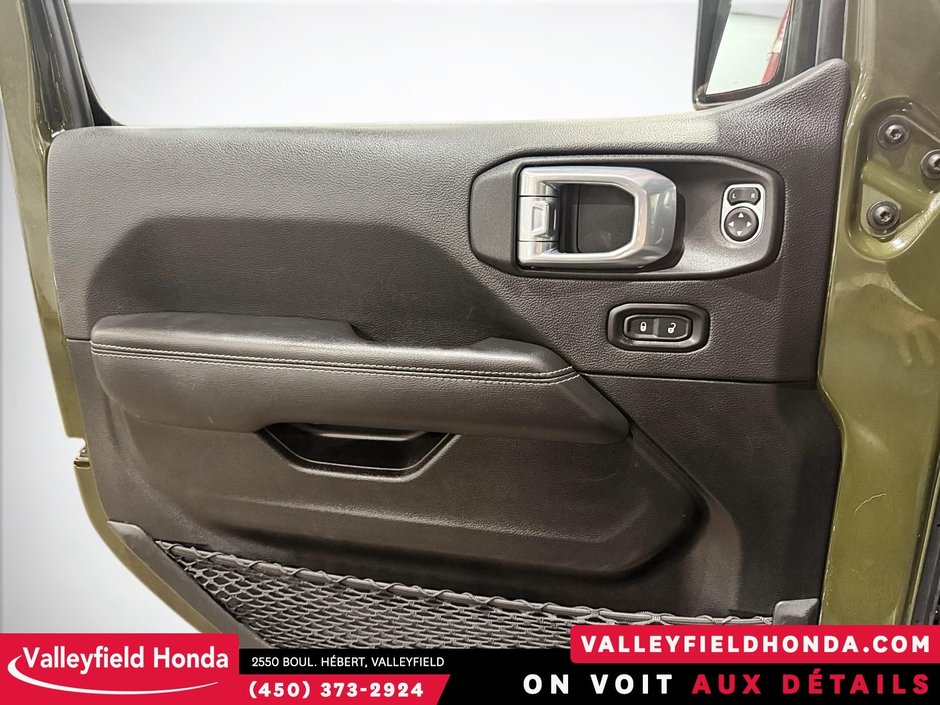 2022 Jeep Wrangler 4xe Unlimited Sahara 4XE HYBRIDE RECHARGEABLE-13