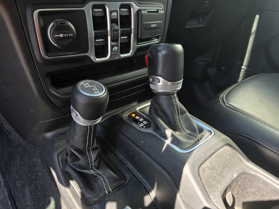 Jeep Wrangler Unlimited Sahara CUIR NAVIGATION MAGS 2021-17