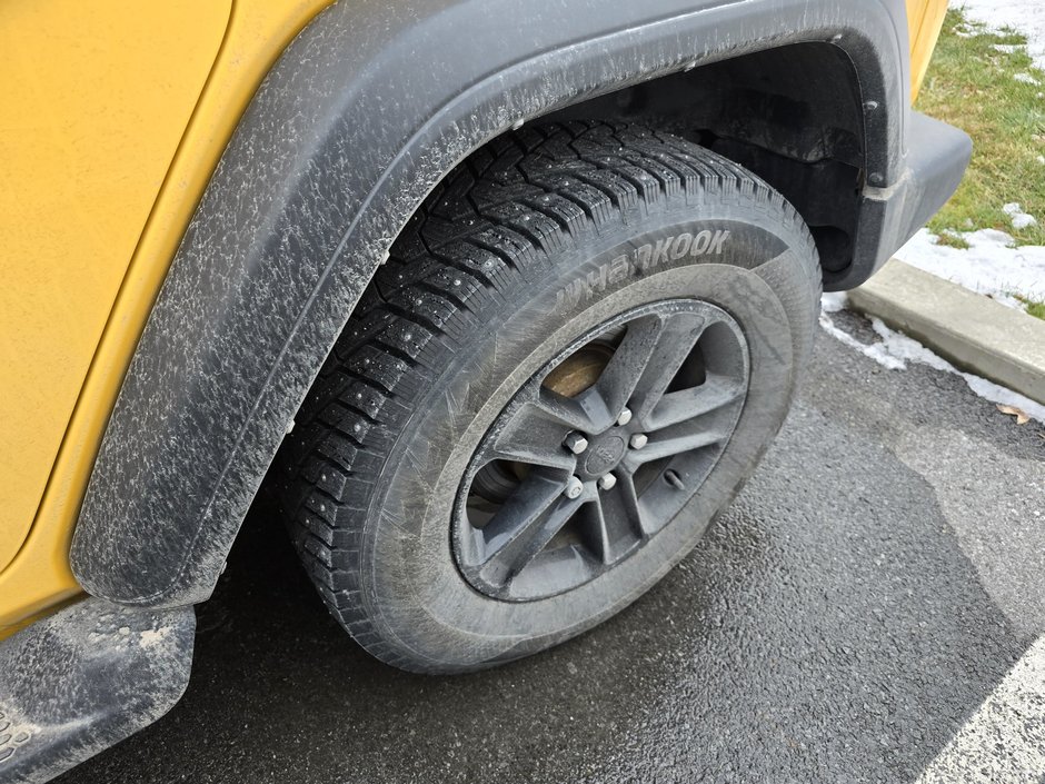 Jeep Wrangler Unlimited Sport Altitude 2021-10