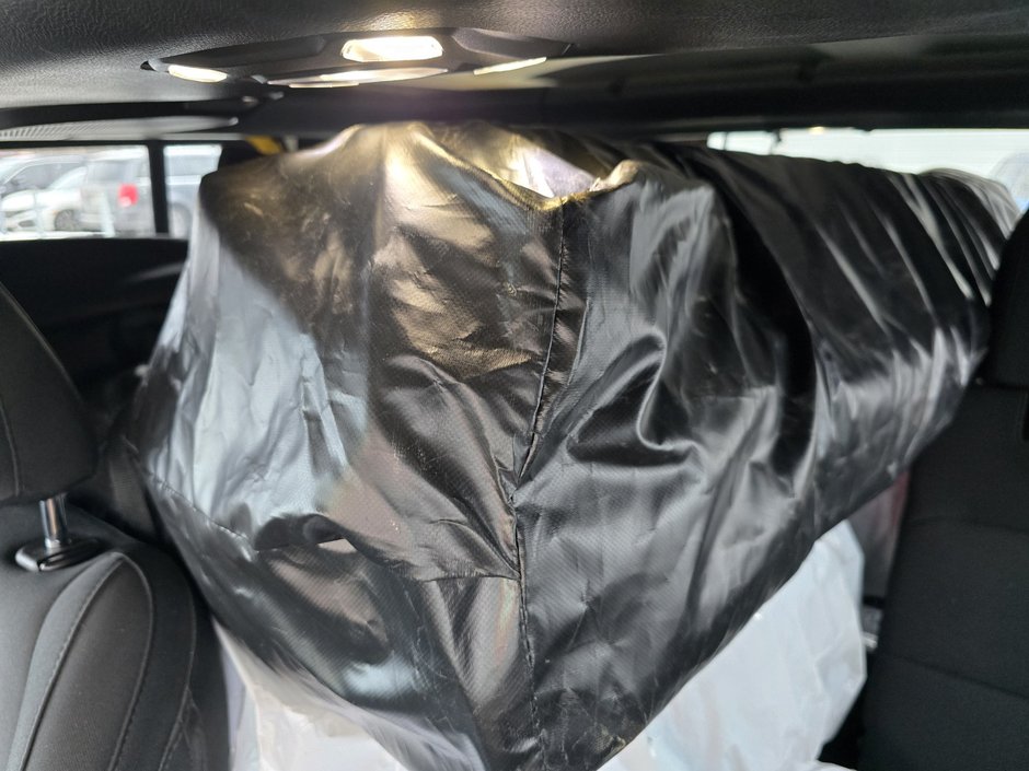 Jeep Wrangler Unlimited Sport Altitude 2021-8