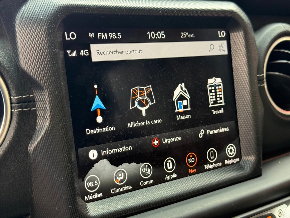 2021 Jeep Wrangler Unlimited Sahara-10