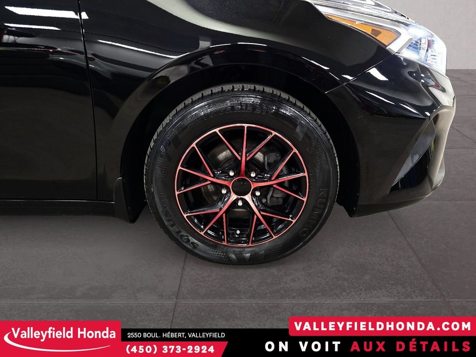 Kia Forte LX 2023-11