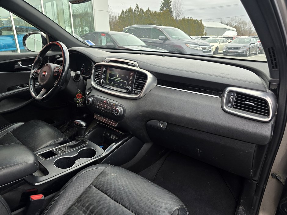 2016 Kia Sorento 2.0L Turbo SX VENTE TEL QUEL SANS GARANTIE-8