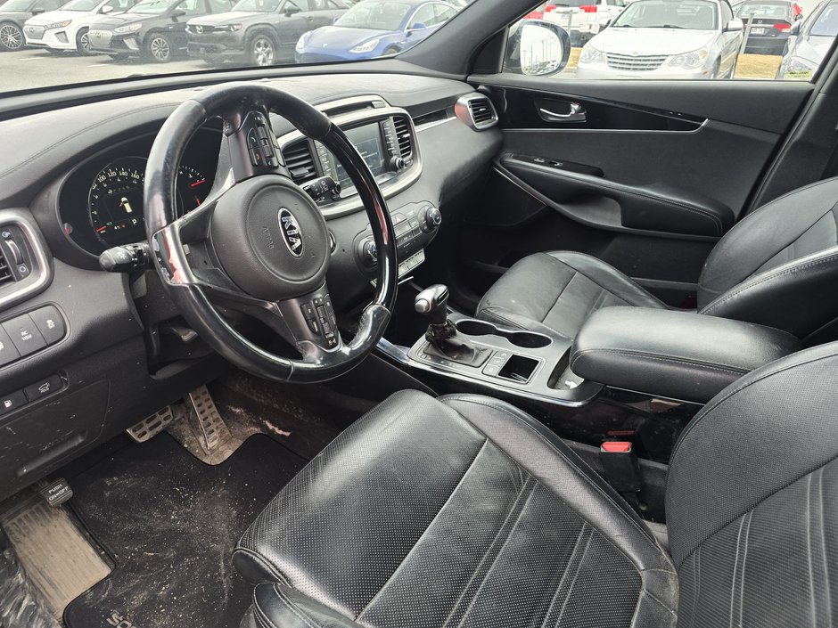 2016 Kia Sorento 2.0L Turbo SX VENTE TEL QUEL SANS GARANTIE-2