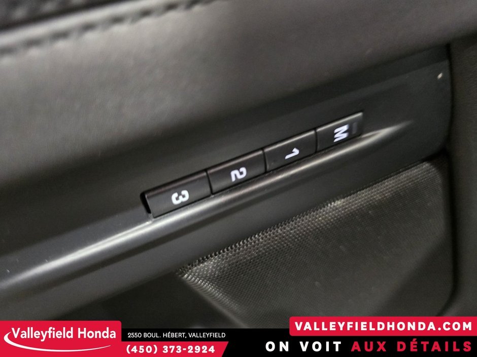 Land Rover Range Rover Evoque R-Dynamic SE IMPECCABLE ! 2020-16