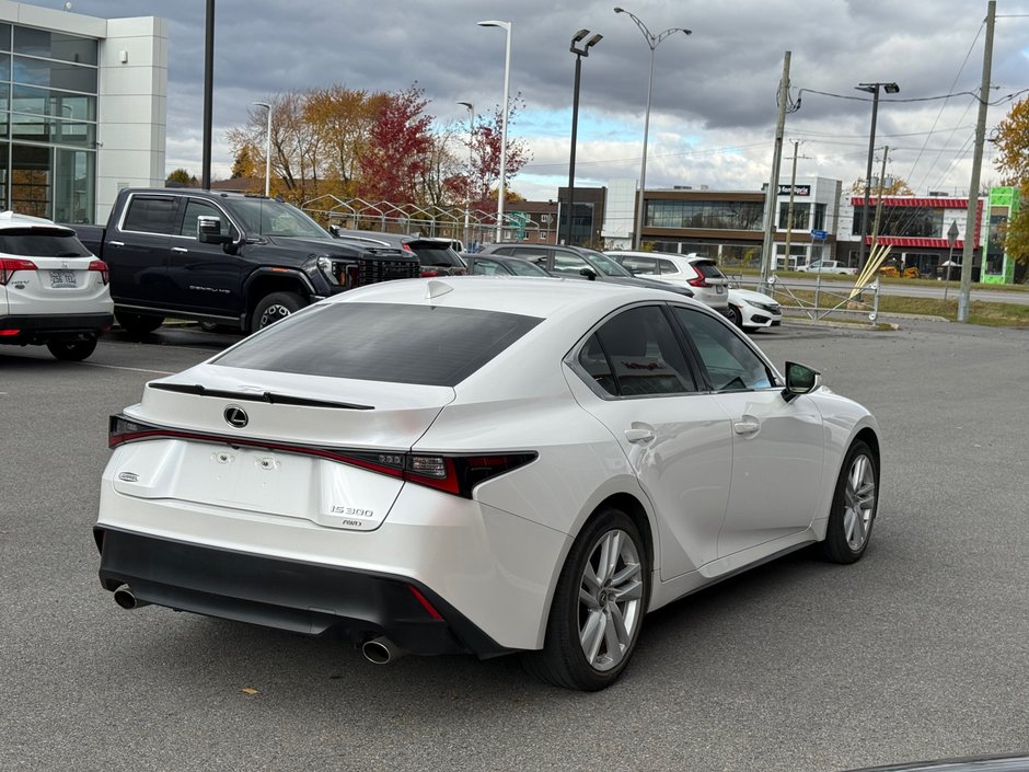 2021 Lexus IS 300 ALL WHEEL DRIVE-4