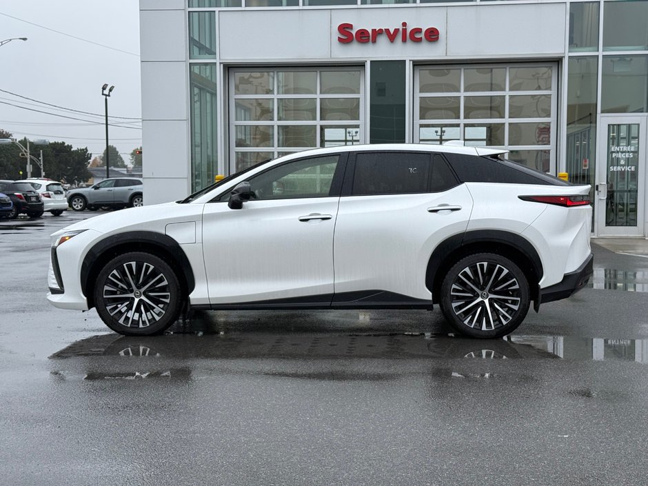 Lexus RZ 450e 2023-5