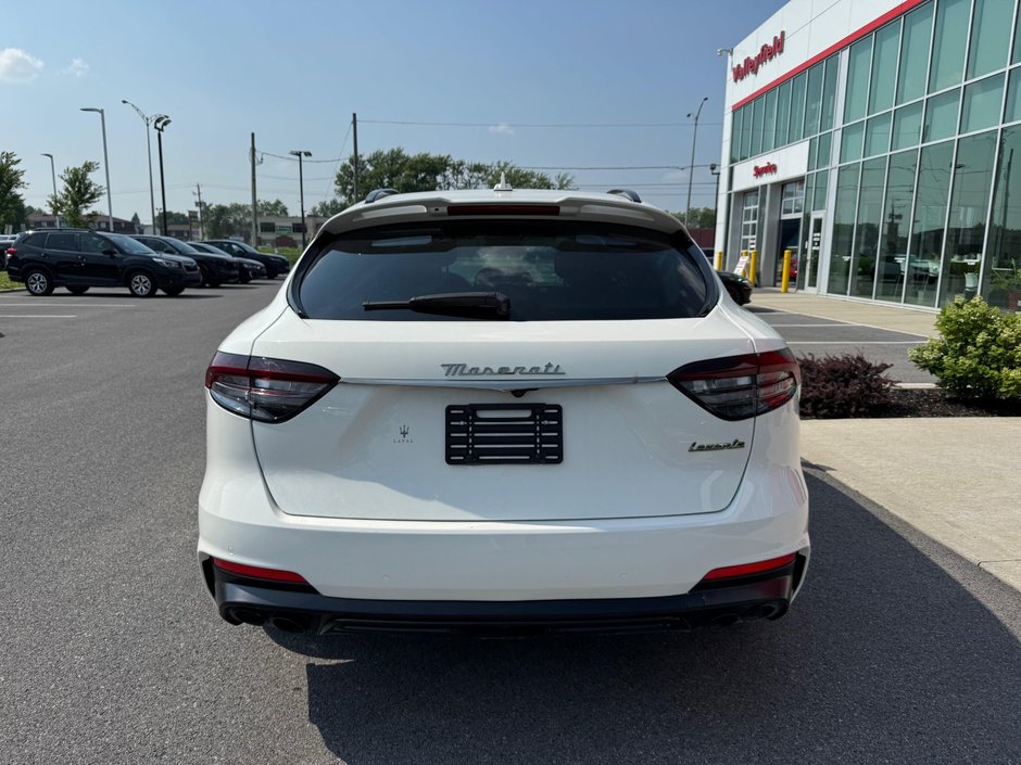 Maserati Levante Modena - Moteur Ferrari 3.0L Turbo 2022-3