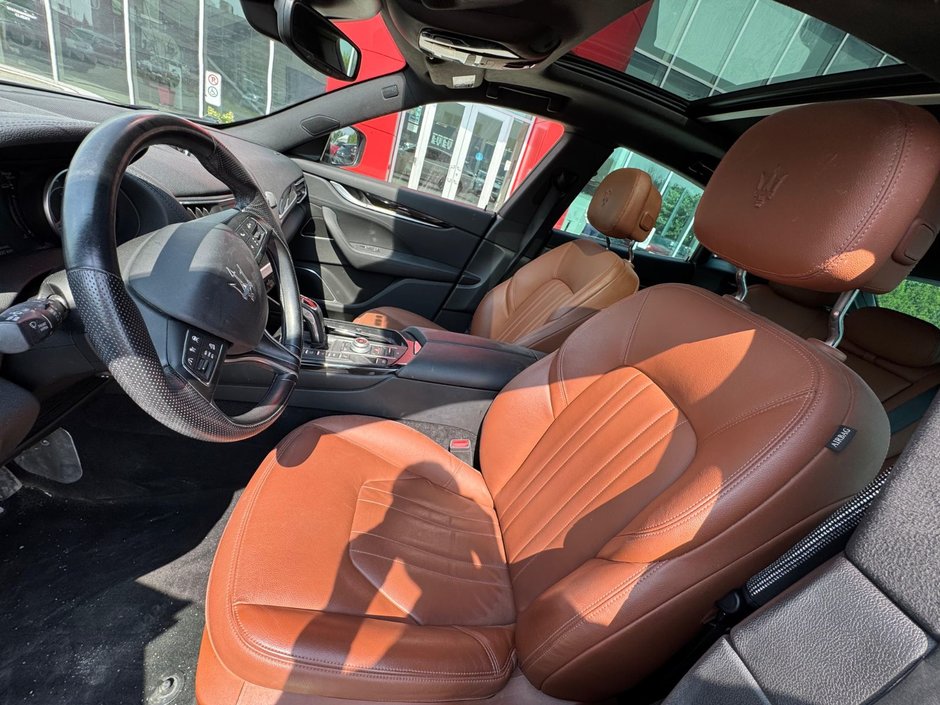 Maserati Levante Modena - Moteur Ferrari 3.0L Turbo 2022-8