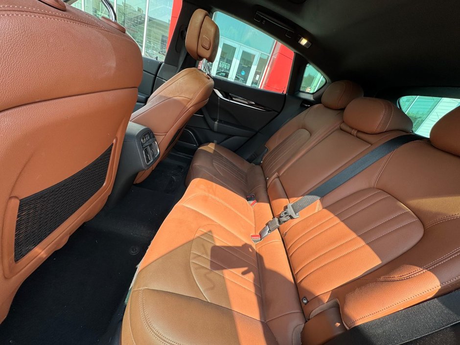 Maserati Levante Modena - Moteur Ferrari 3.0L Turbo 2022-9