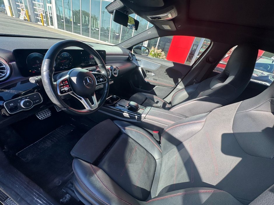 Mercedes-Benz A-Class A 250 4MATIC TOIT PANO 2021-8