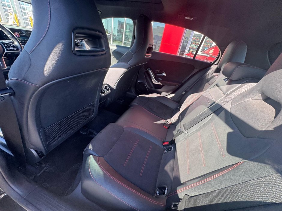 Mercedes-Benz A-Class A 250 4MATIC TOIT PANO 2021-9