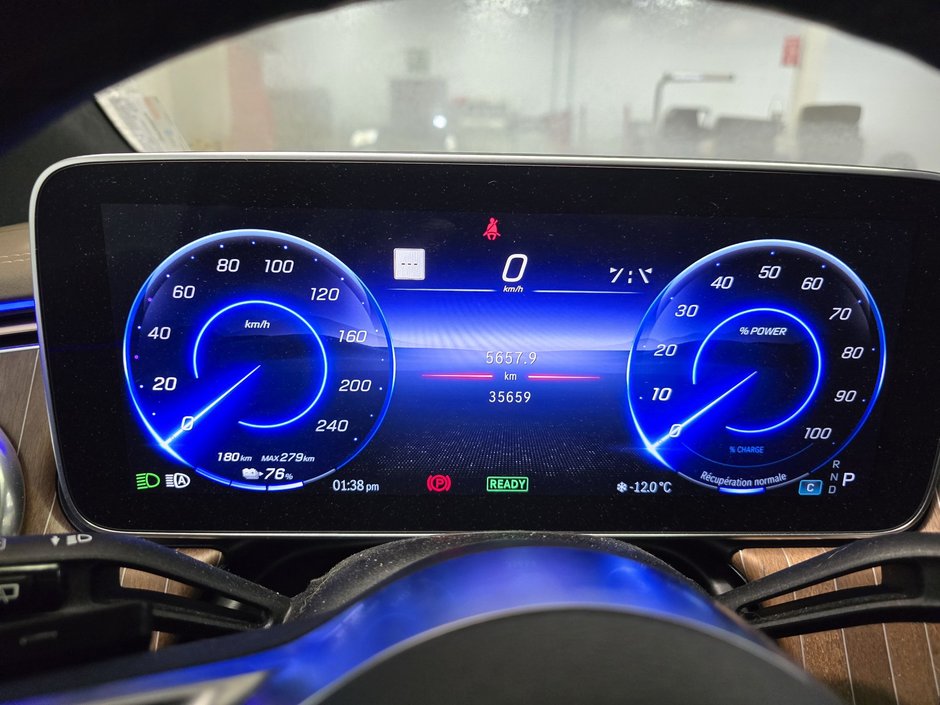 Mercedes-Benz EQE 350 2023-7