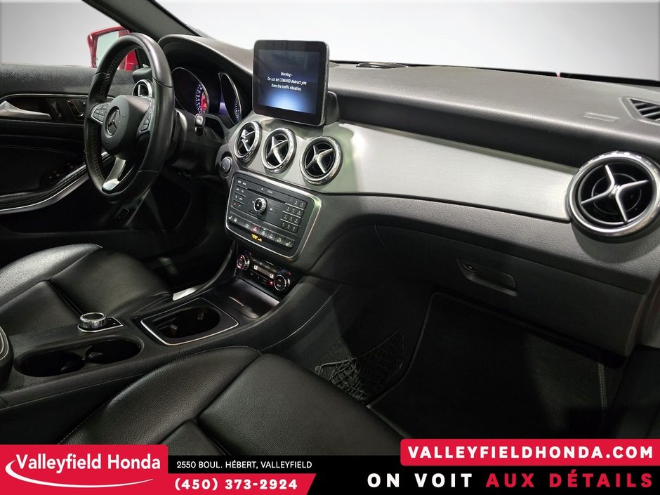2017 Mercedes-Benz GLA 250 IMPECCABLE !-4