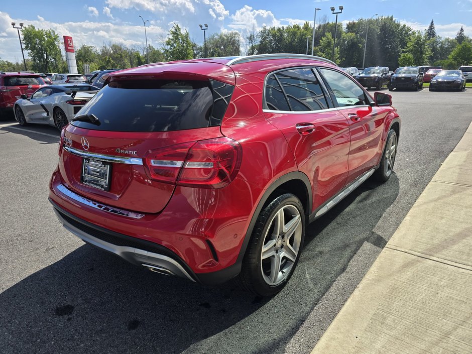 2017 Mercedes-Benz GLA 250 IMPECCABLE !-6