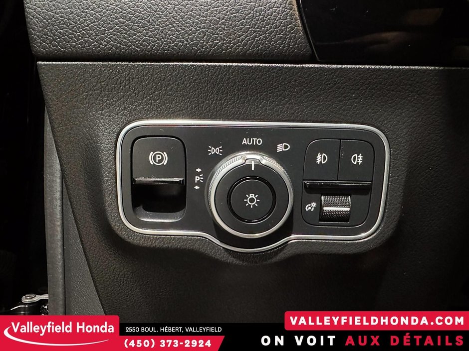 Mercedes-Benz GLA 250 4MATIC TOIT PANO CUIR CHAUFFANT CARPLAY 2022-18