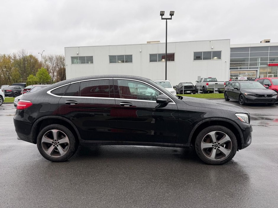 Mercedes-Benz GLC COUPE GLC 300 AWD IMPECCABLE 2019-4