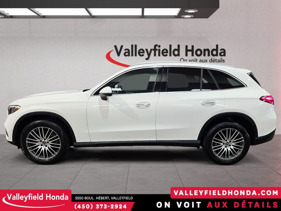 2024 Mercedes-Benz GLC 300 Exclusive Trim package-10