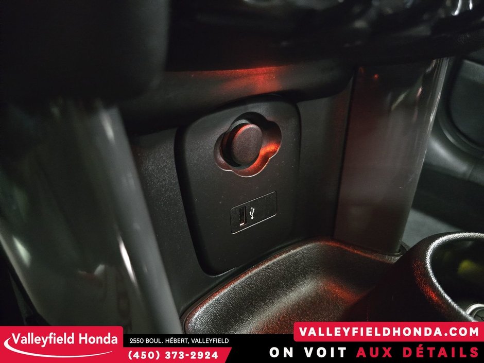 MINI 3 Door Cooper TOIT OUVRANT+BANC CHAUFFANT 2021-29