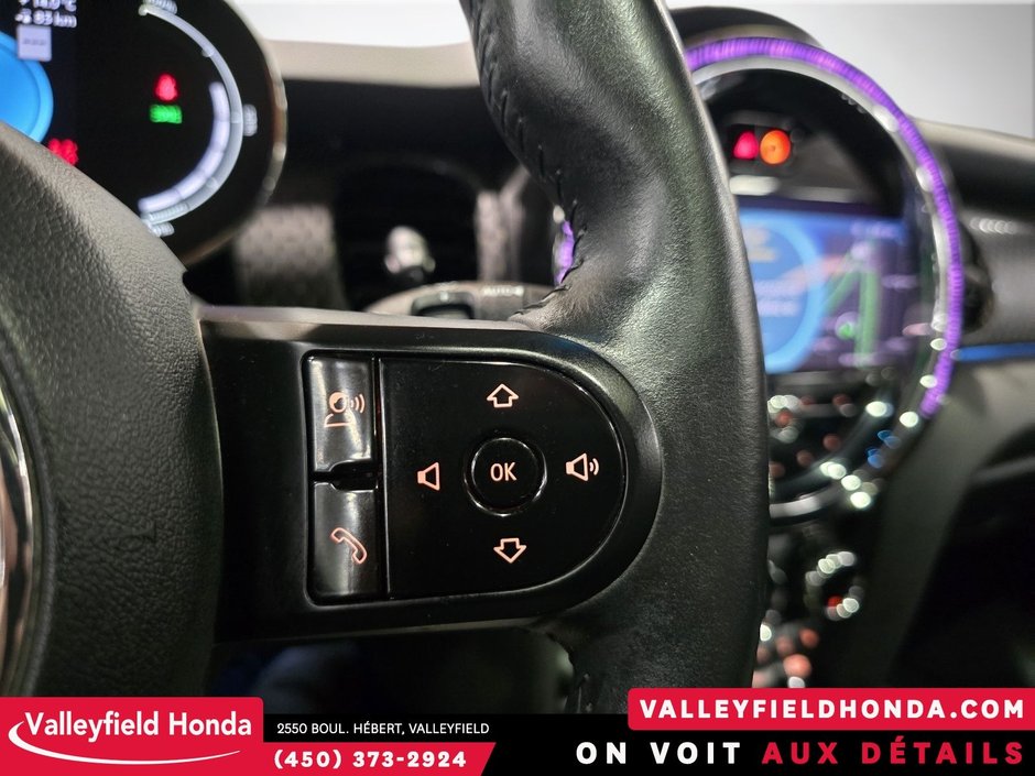 MINI 3 Door Cooper SE IMPECCABLE! 2023-19