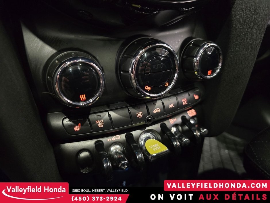 MINI 3 Door Cooper SE IMPECCABLE! 2023-20