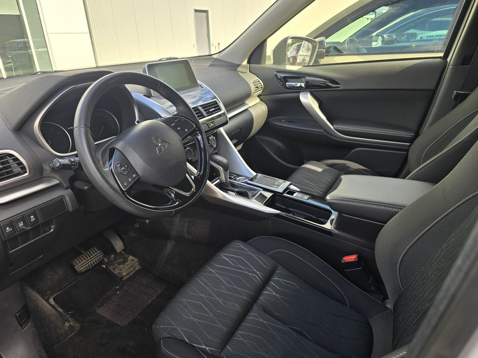 2018 Mitsubishi Eclipse Cross-3