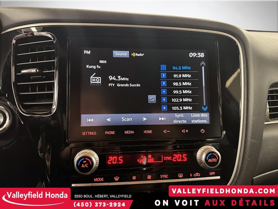 Mitsubishi OUTLANDER PHEV 35 KM FULL ELECTRIQUE TOIT OUVRANT VOLANT CHAUFFAN 2020-29
