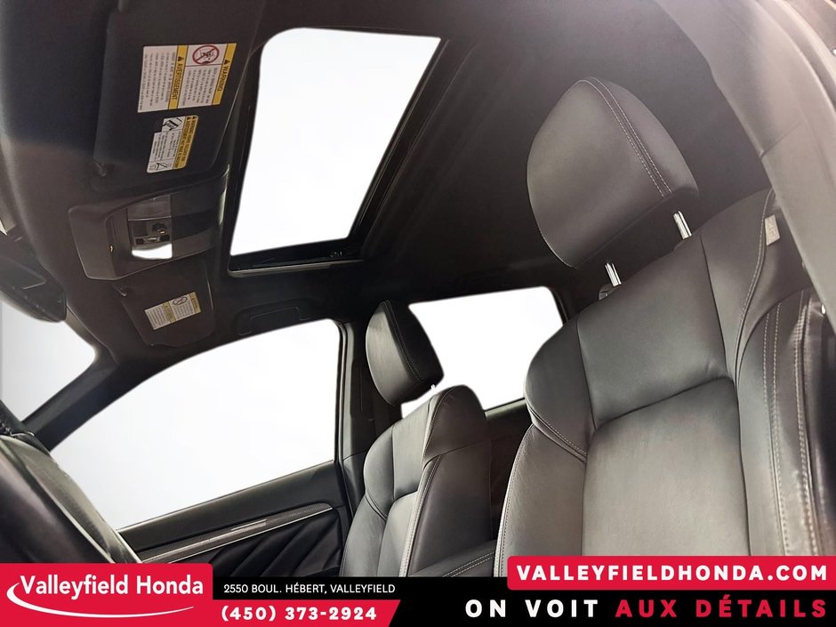 Mitsubishi OUTLANDER PHEV 35 KM FULL ELECTRIQUE TOIT OUVRANT VOLANT CHAUFFAN 2020-27