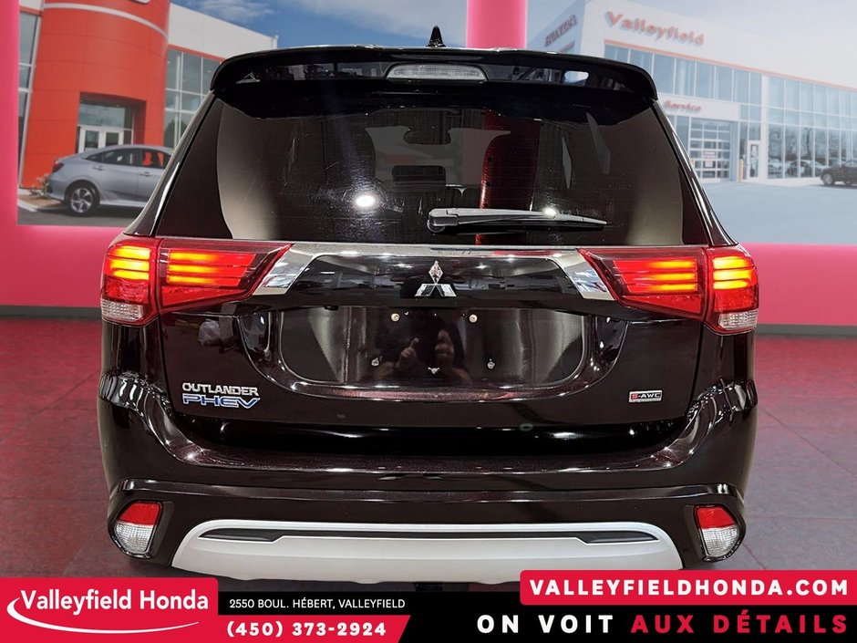 Mitsubishi OUTLANDER PHEV 35 KM FULL ELECTRIQUE TOIT OUVRANT VOLANT CHAUFFAN 2020-6