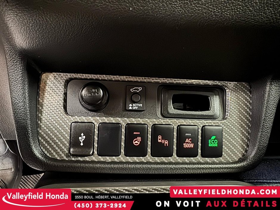 Mitsubishi OUTLANDER PHEV 35 KM FULL ELECTRIQUE TOIT OUVRANT VOLANT CHAUFFAN 2020-24
