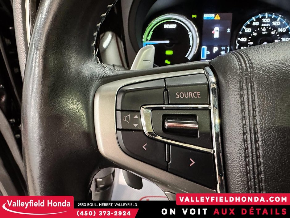 Mitsubishi OUTLANDER PHEV 35 KM FULL ELECTRIQUE TOIT OUVRANT VOLANT CHAUFFAN 2020-18