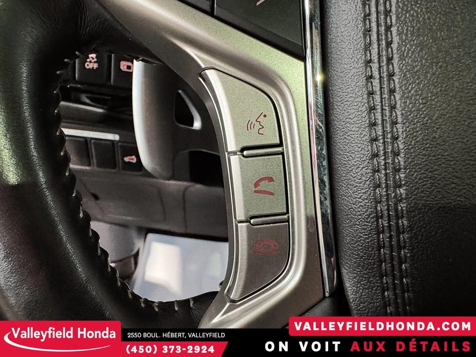 Mitsubishi OUTLANDER PHEV 35 KM FULL ELECTRIQUE TOIT OUVRANT VOLANT CHAUFFAN 2020-20