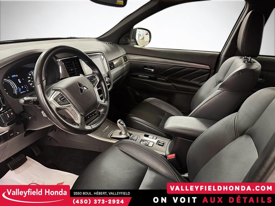 Mitsubishi OUTLANDER PHEV 35 KM FULL ELECTRIQUE TOIT OUVRANT VOLANT CHAUFFAN 2020-12