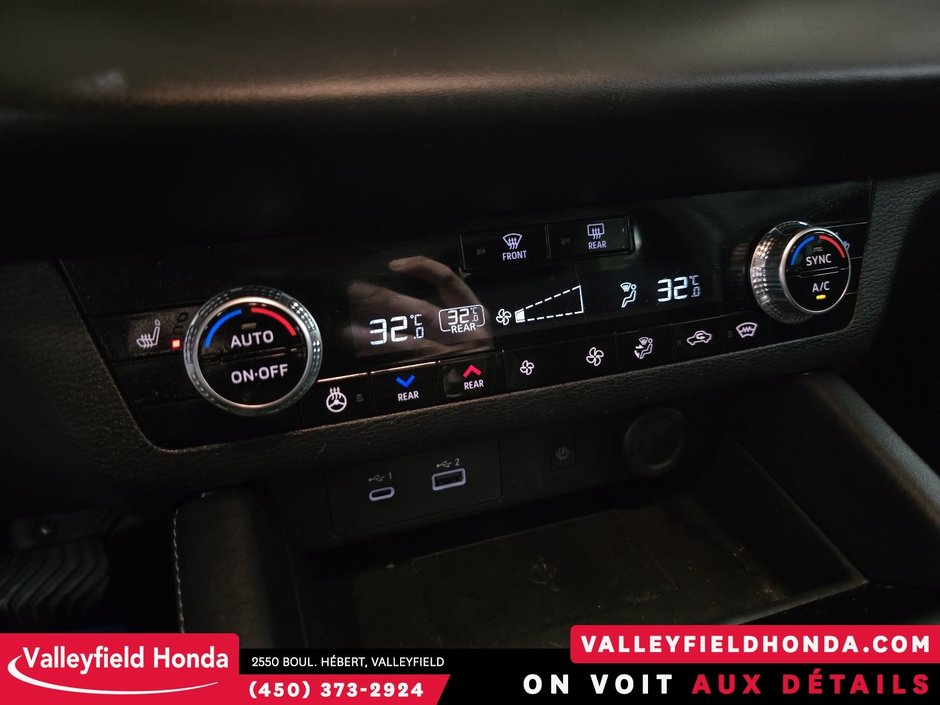 Mitsubishi Outlander Plug-In Hybrid LE - 7 PASSAGER 61KM D'AUTONOMIE EV 2024-22