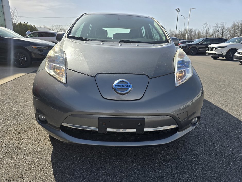 Nissan Leaf SL 160KM AUTONOMIE BOSE AUDIO CUIR VOLANT CHAUFFAN 2016-3