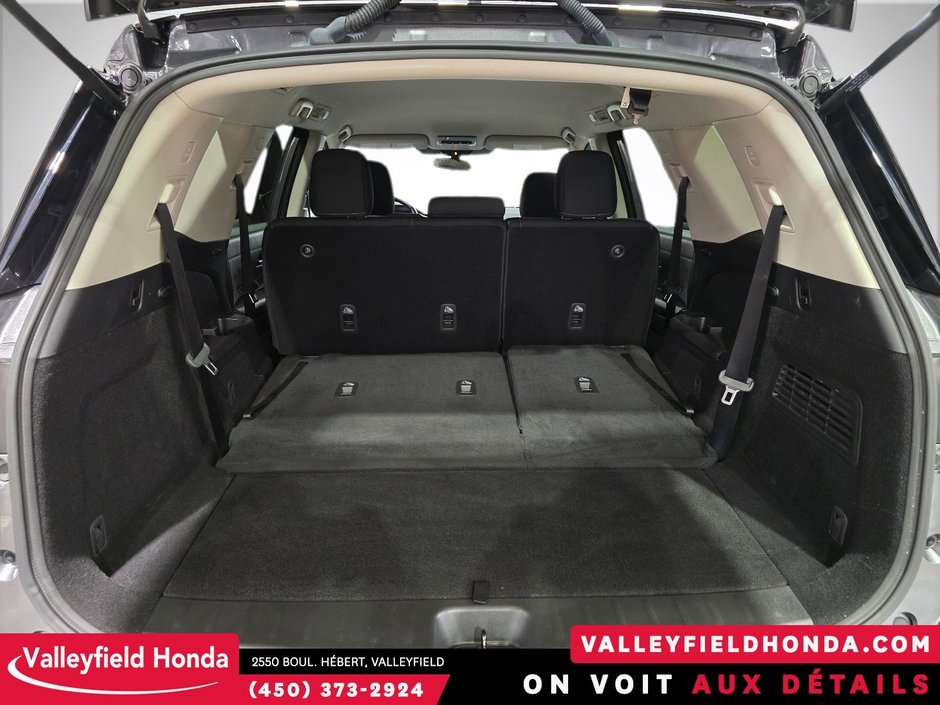 2023 Nissan Pathfinder S 4X4 COMME NEUF !-9