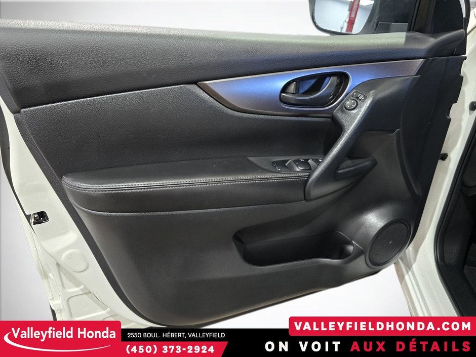 2023 Nissan Qashqai S AWD-15