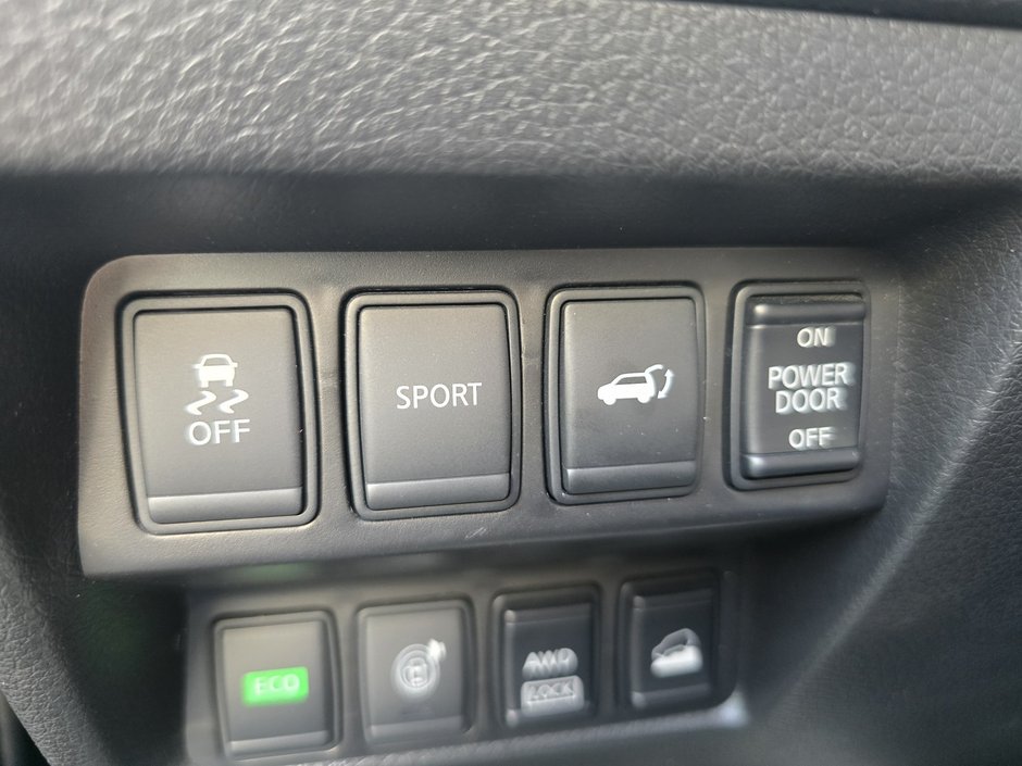 2016 Nissan Rogue SL AWD TOIT PANO SIÈGES CHAUFFANTS MAGS-17