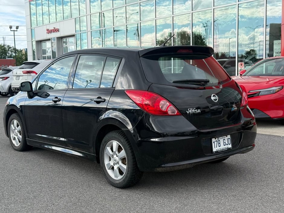 2012 Nissan Versa SL-6