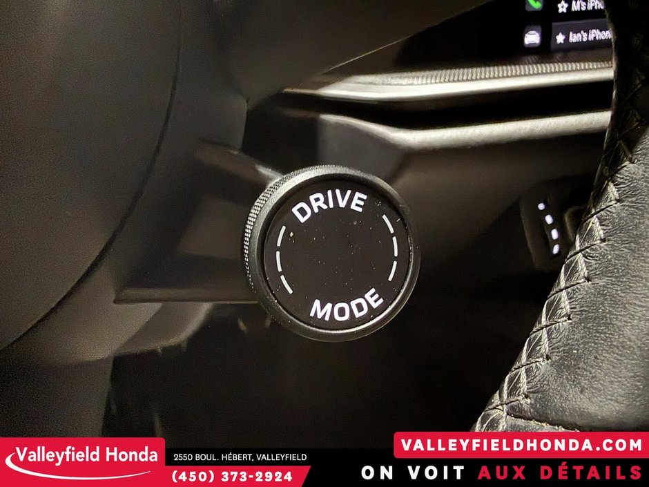 Porsche 911 TARGA 4S STICK SHIFT 2022-21