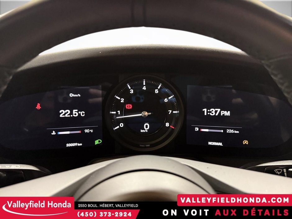 Porsche 911 TARGA 4S STICK SHIFT 2022-26